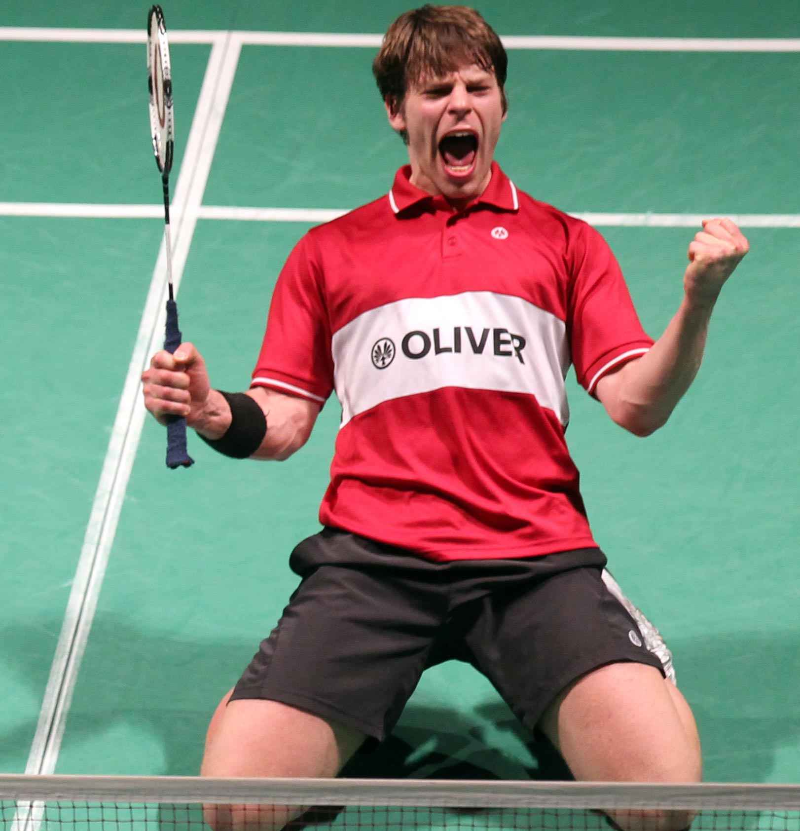 Oliver’s ultra lightweight Racket - Badminton Trendz LLC Apacs apacs ...